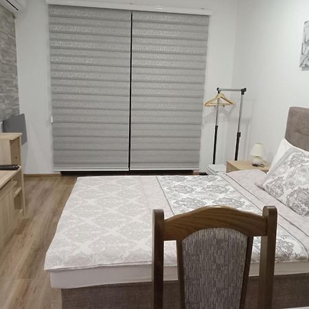 Apartments Karic Aerodrom Tuzla Dubrave Gornje Zewnętrze zdjęcie
