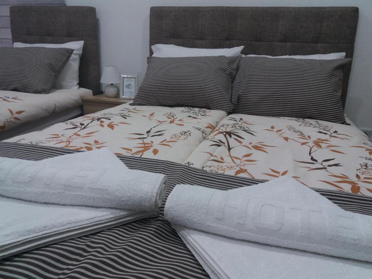 Apartments Karic Aerodrom Tuzla Dubrave Gornje Zewnętrze zdjęcie