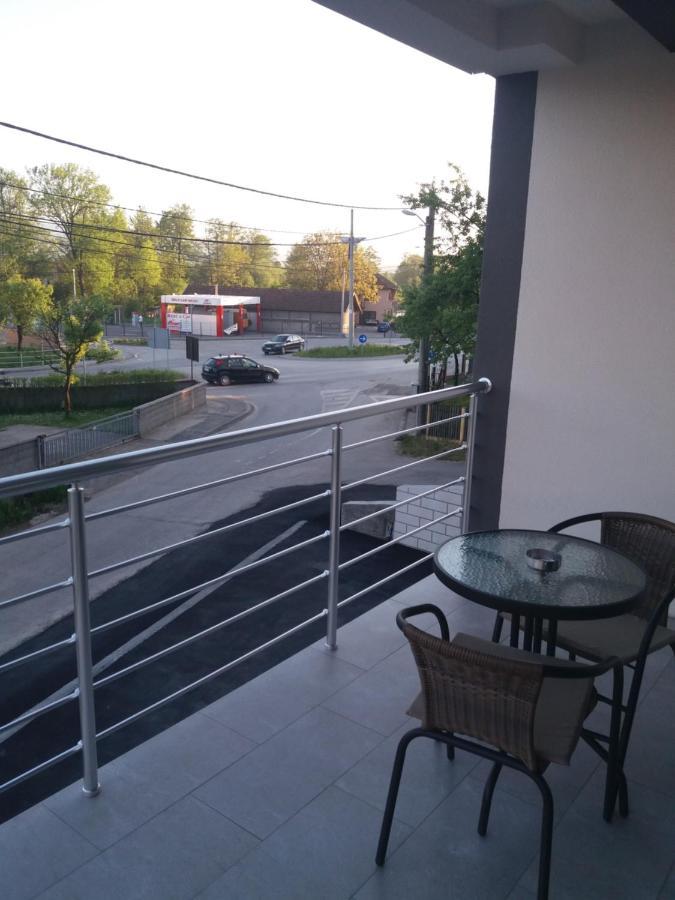 Apartments Karic Aerodrom Tuzla Dubrave Gornje Zewnętrze zdjęcie