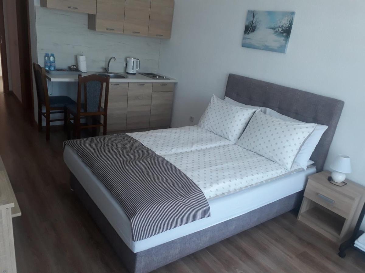 Apartments Karic Aerodrom Tuzla Dubrave Gornje Zewnętrze zdjęcie