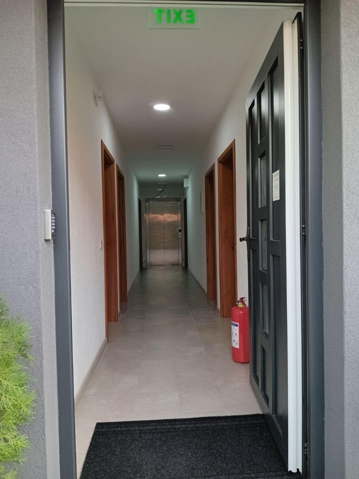 Apartments Karic Aerodrom Tuzla Dubrave Gornje Zewnętrze zdjęcie