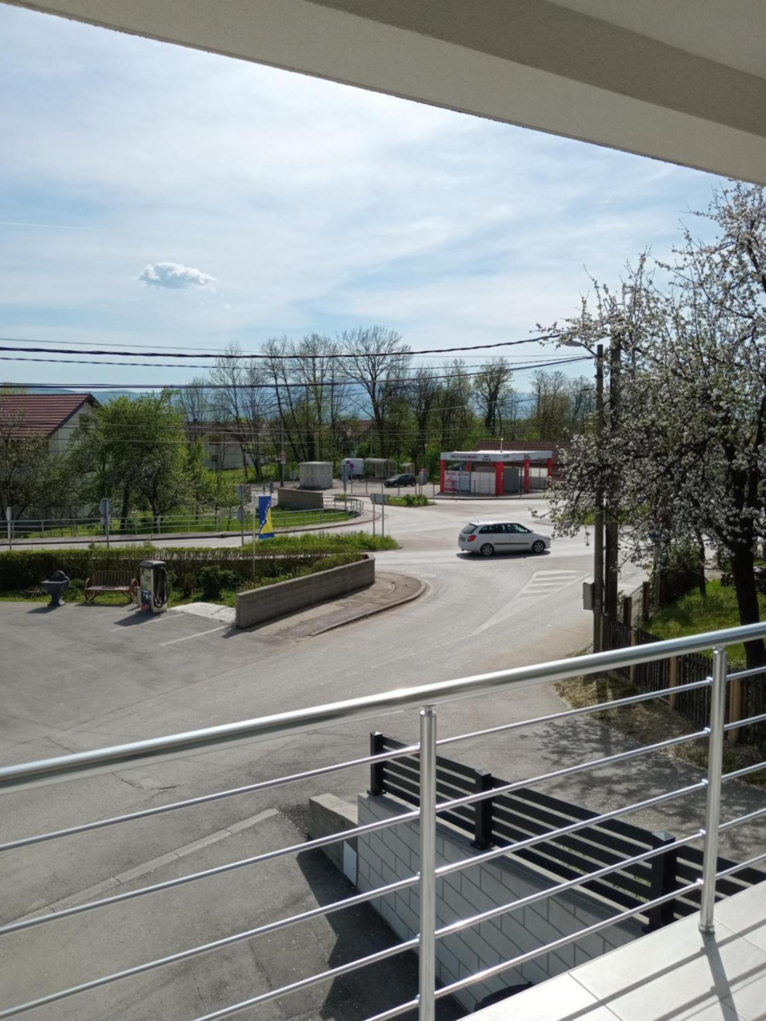 Apartments Karic Aerodrom Tuzla Dubrave Gornje Zewnętrze zdjęcie